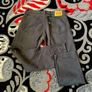 Men’s Levi 505 in washed black